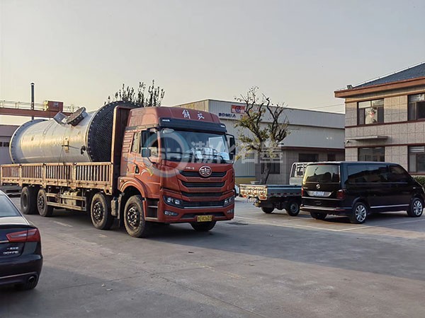 渤化石墨设备发往新疆项目出厂