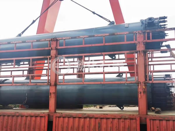 石墨设备分享普通粘结型与组合列管式石墨冷凝器有什么区别